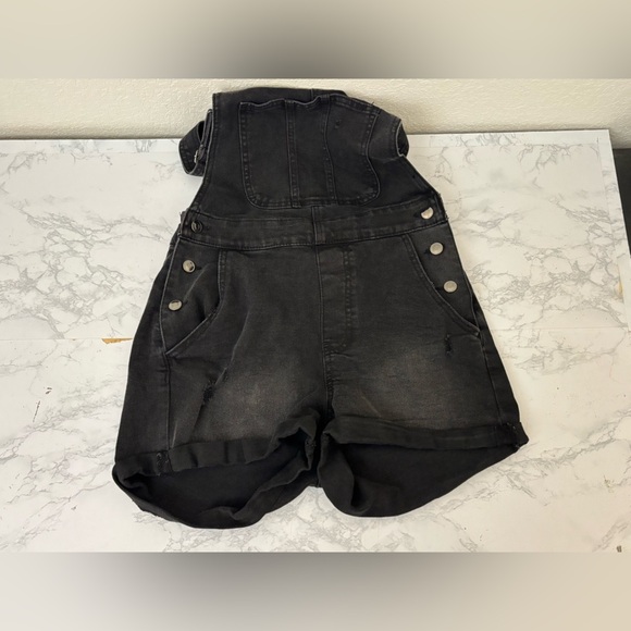 No Boundaries Denim Bib Skater Overall Shorts Junior M 7-9 Black Distressed​ - Picture 3 of 8